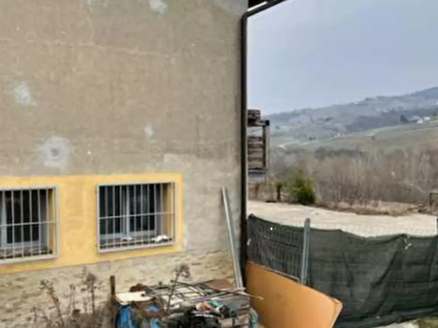 Immagine 11 di Porzione di casa in vendita  in Via Pusa  a Santo Stefano Belbo