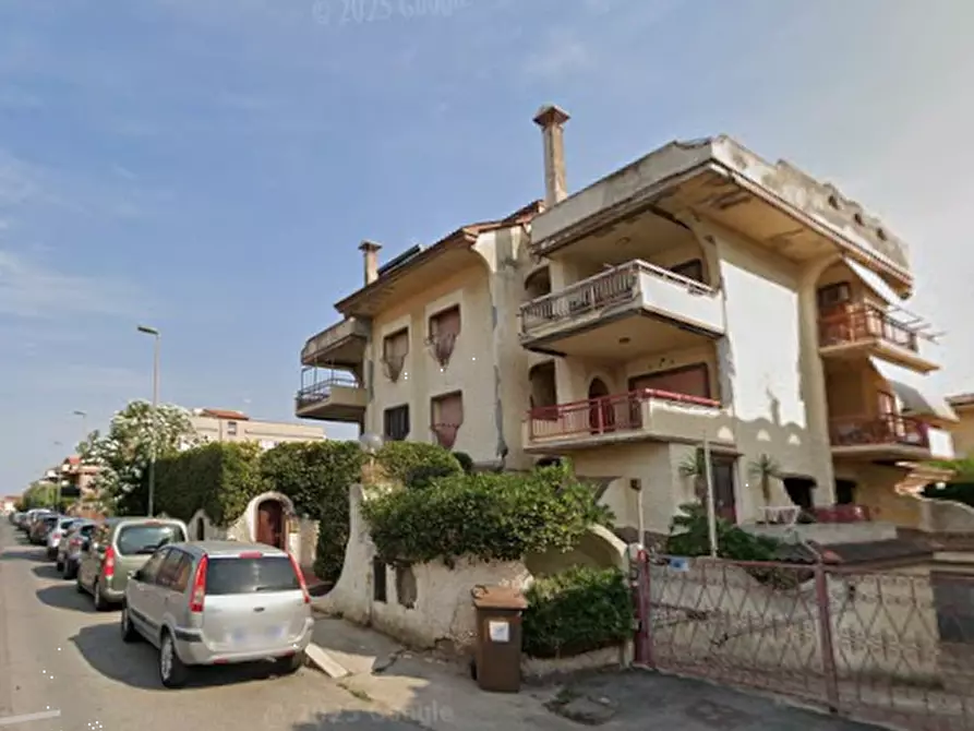 Immagine 1 di Appartamento in vendita  in Via Rumenia a Pomezia