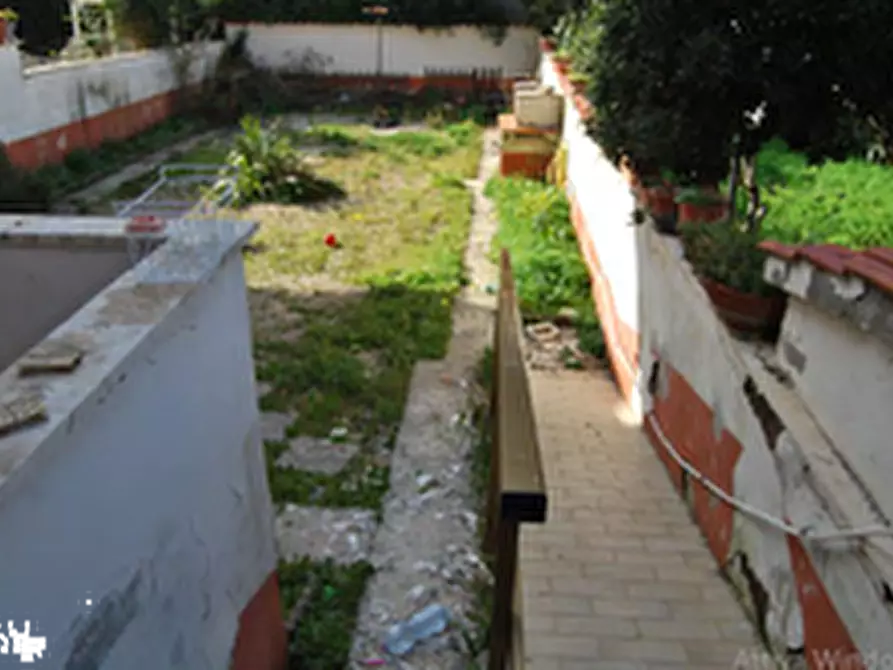 Immagine 13 di Appartamento in vendita  in Via Rumenia a Pomezia