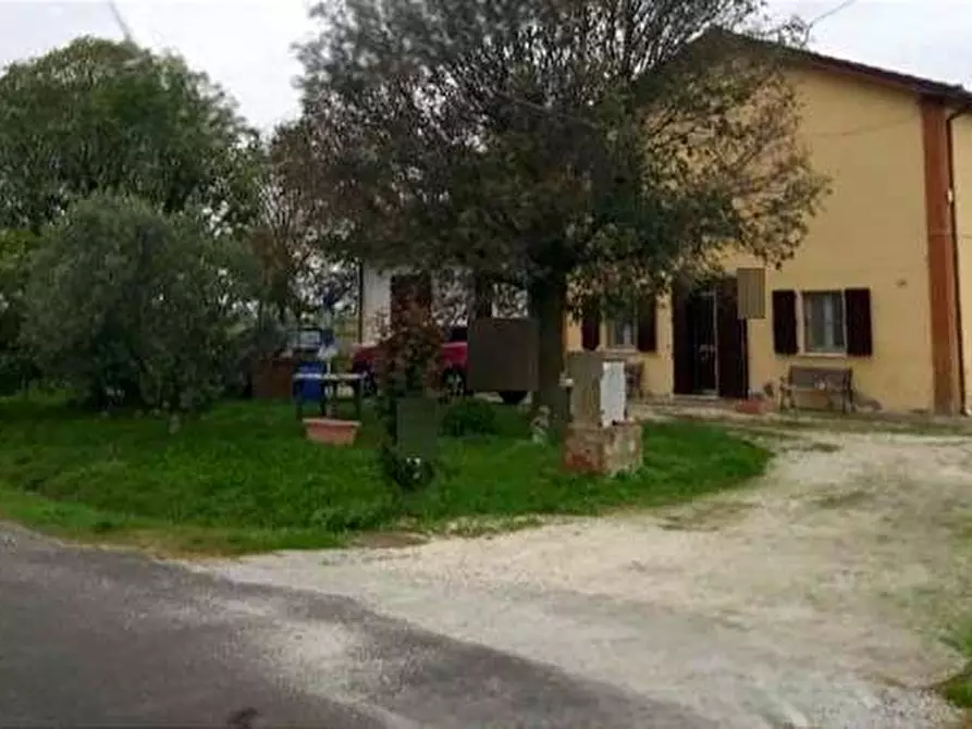 Immagine 1 di Casa indipendente in vendita  in Via Valle Amara a Alfonsine
