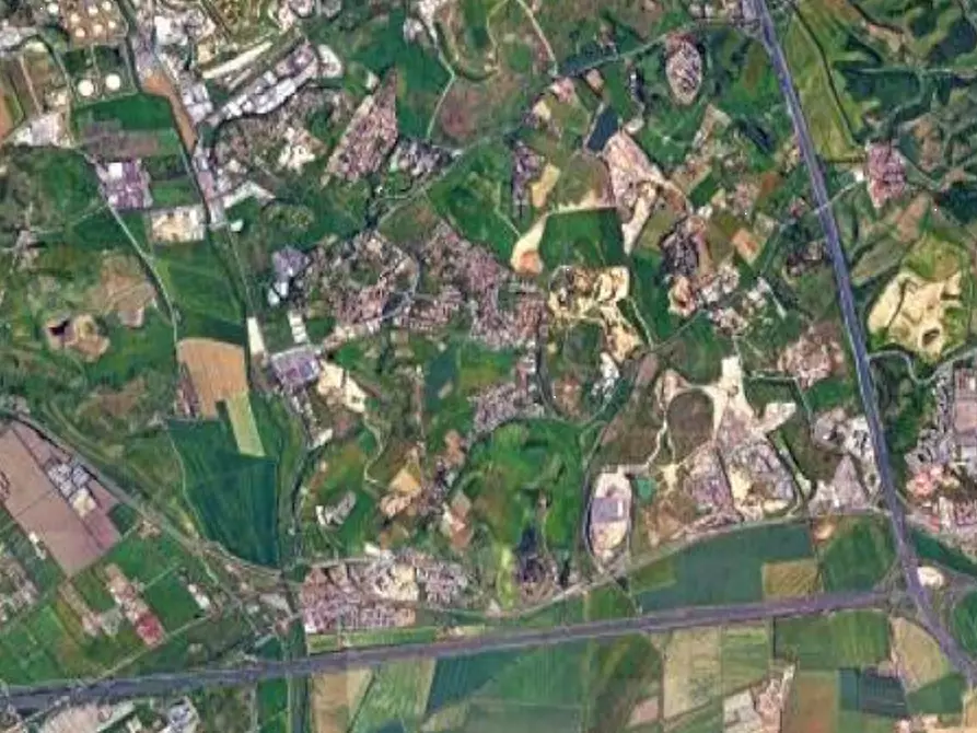 Immagine 1 di Posto auto in vendita  in Via Decimomannu a Roma