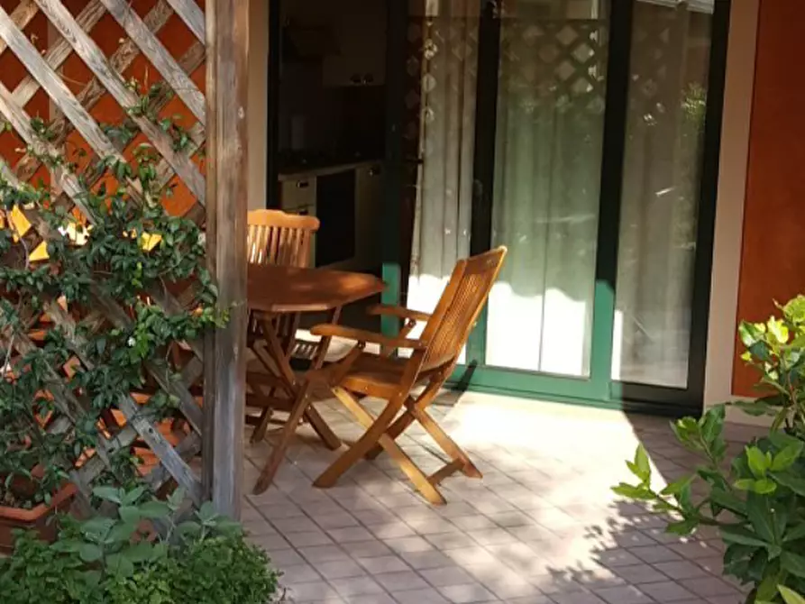 Immagine 1 di Appartamento in vendita  in Via Prais a Padenghe Sul Garda
