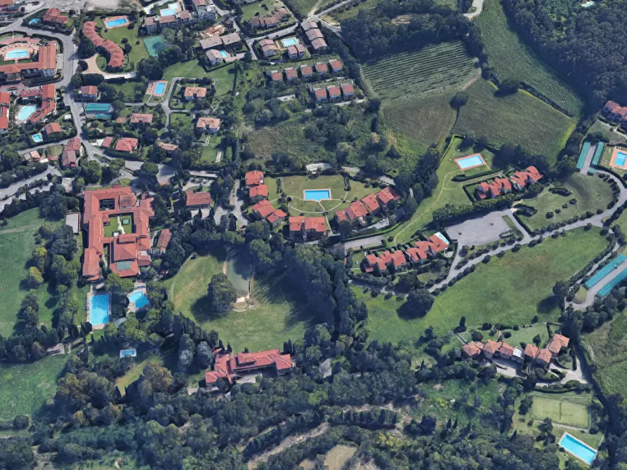 Immagine 6 di Appartamento in vendita  in Via Prais a Padenghe Sul Garda