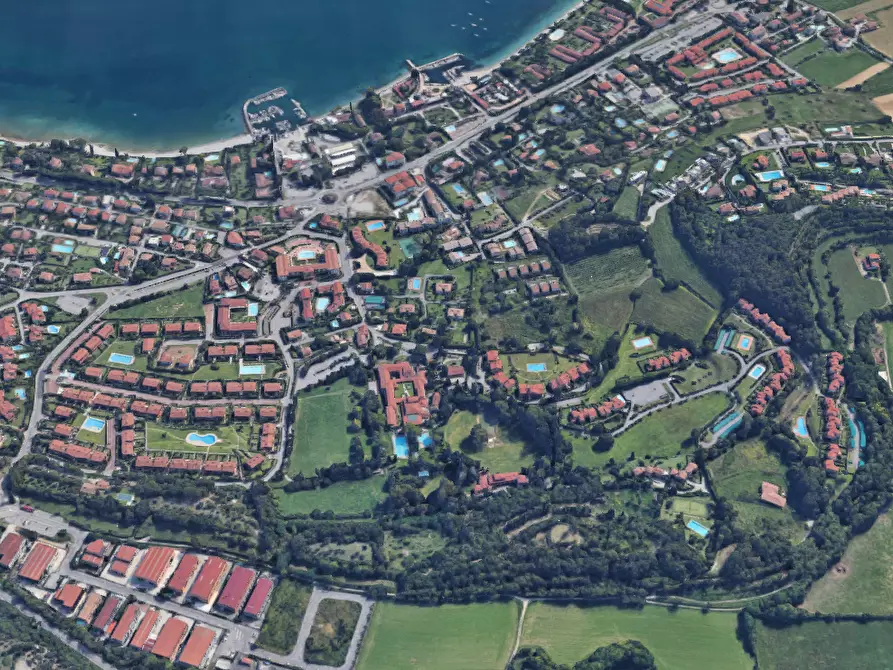 Immagine 9 di Appartamento in vendita  in Via Prais a Padenghe Sul Garda