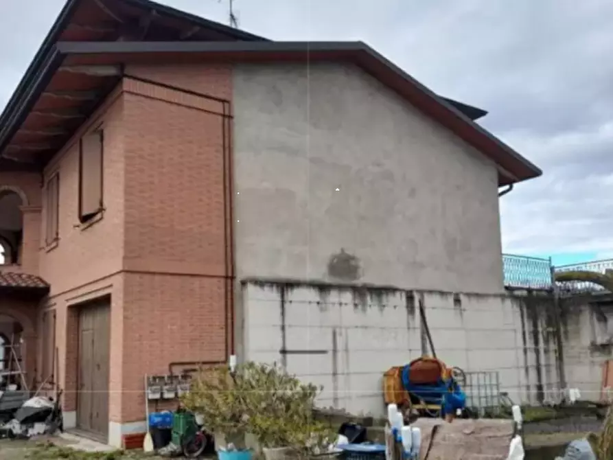 Immagine 1 di Casa indipendente in vendita  in Via Castellazzo a Marano Sul Panaro