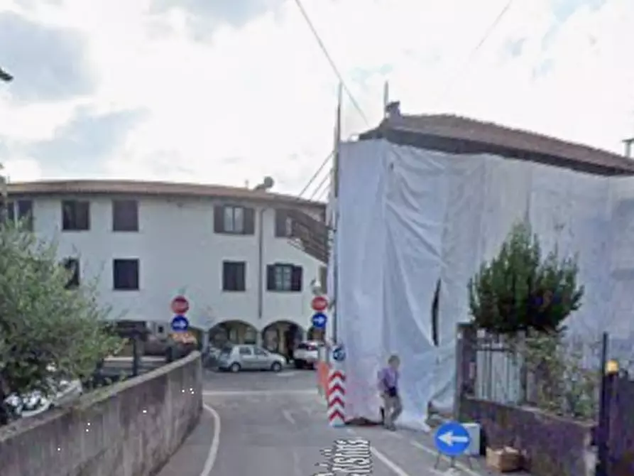Immagine 3 di Laboratorio in vendita  in Via Santa Cristina a Treviolo