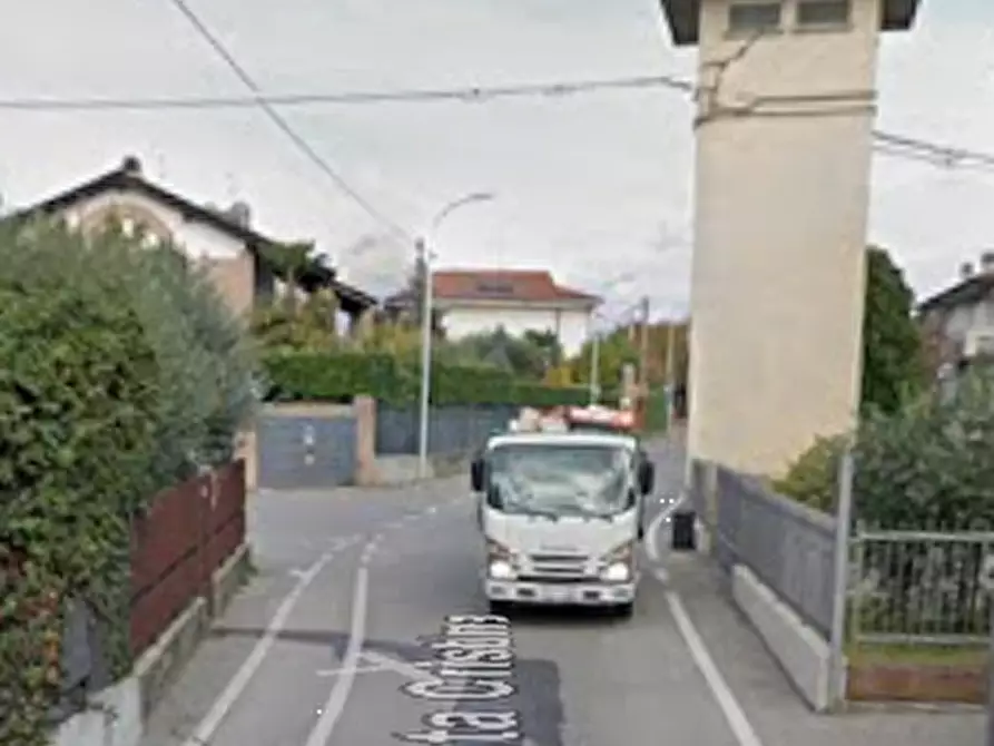 Immagine 4 di Laboratorio in vendita  in Via Santa Cristina a Treviolo