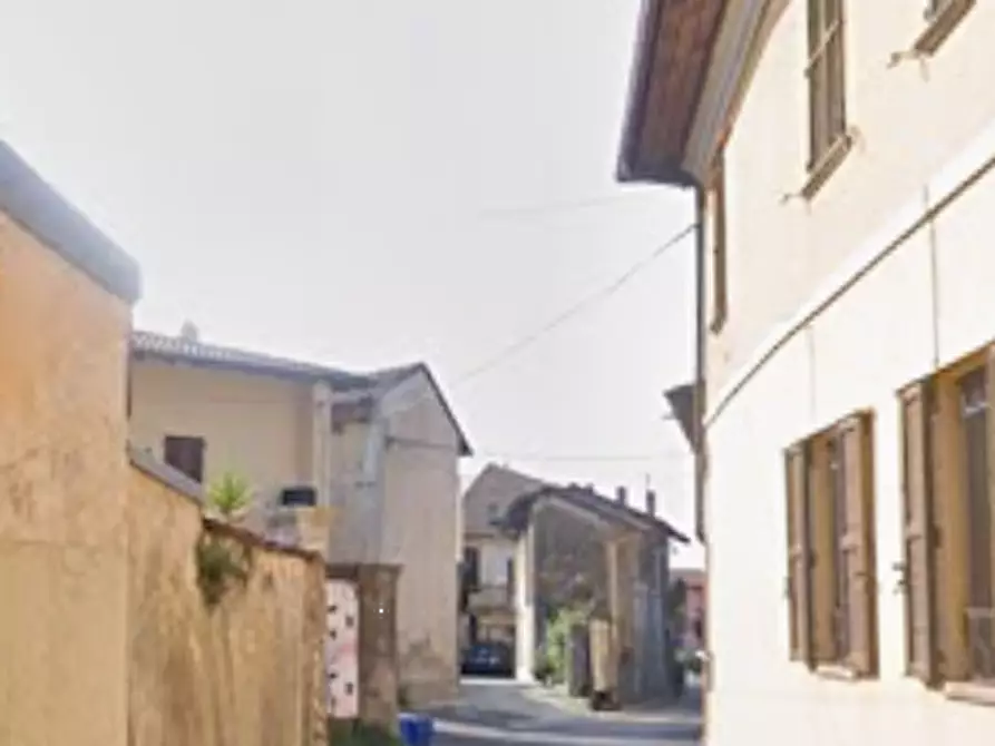 Immagine 3 di Ufficio in vendita  in Via Francesco Campana a Somma Lombardo