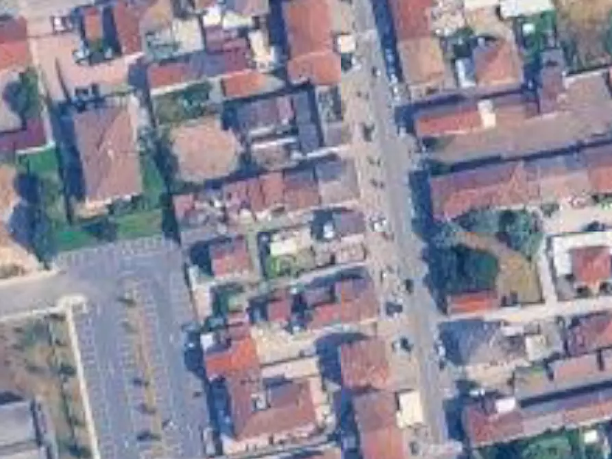 Immagine 7 di Garage in vendita  in Piazza A. De Gasperi a San Giovanni Lupatoto