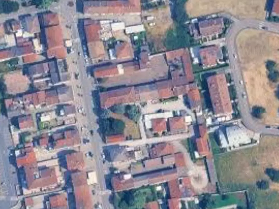 Immagine 10 di Garage in vendita  in Piazza A. De Gasperi a San Giovanni Lupatoto
