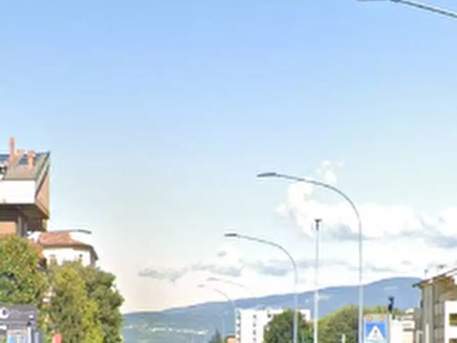 Immagine 5 di Negozio in vendita  in Via Luigi Galvani a Verona