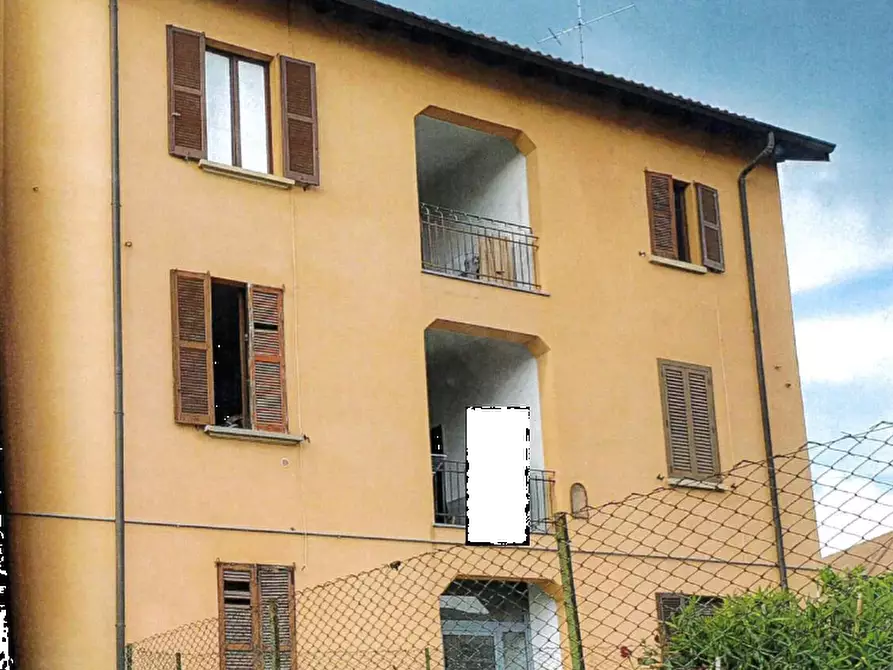 Immagine 1 di Appartamento in vendita  in Via Francesco Baracca a Cantù