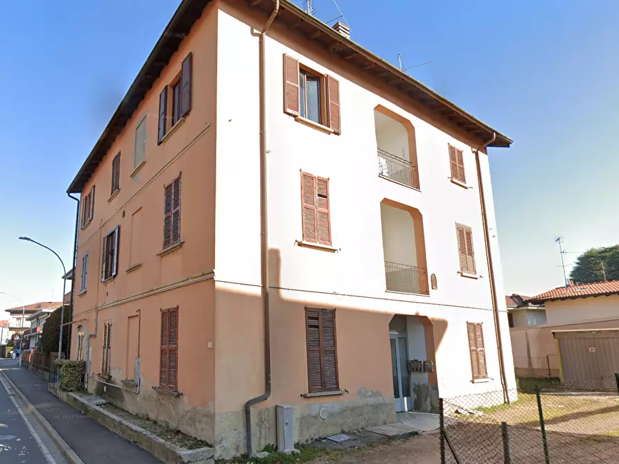 Immagine 3 di Appartamento in vendita  in Via Francesco Baracca a Cantù