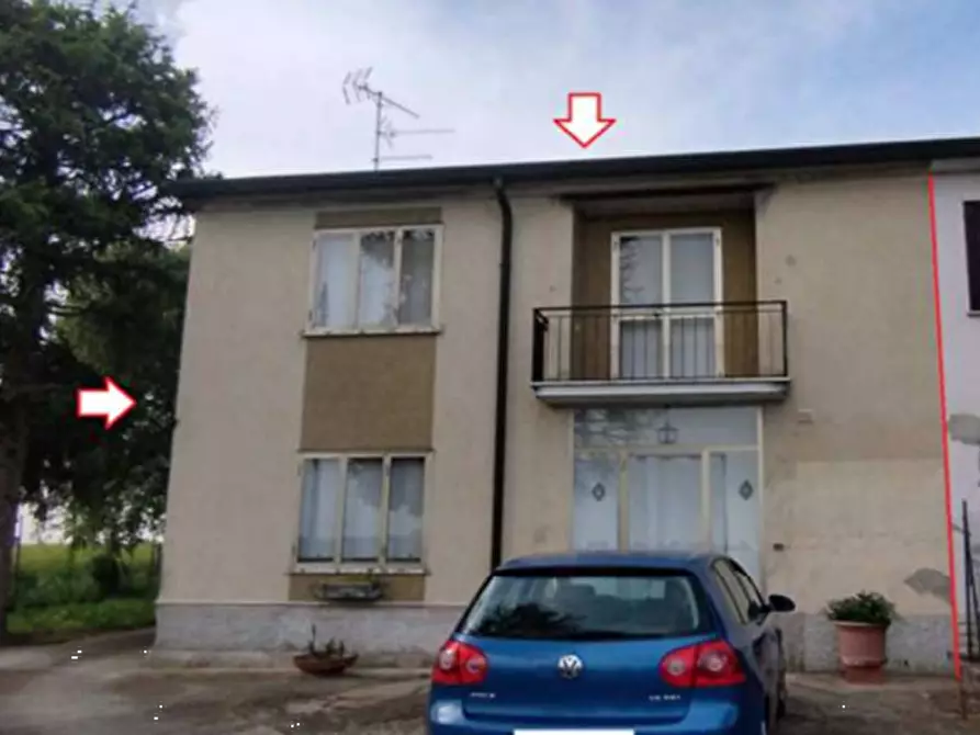 Immagine 2 di Porzione di casa in vendita  in Via Spin a Nogara