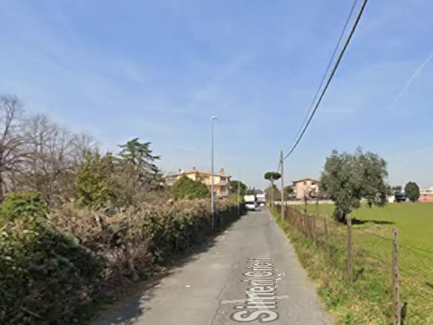 Immagine 4 di Garage in vendita  in Via Simeri Crichi  a Roma