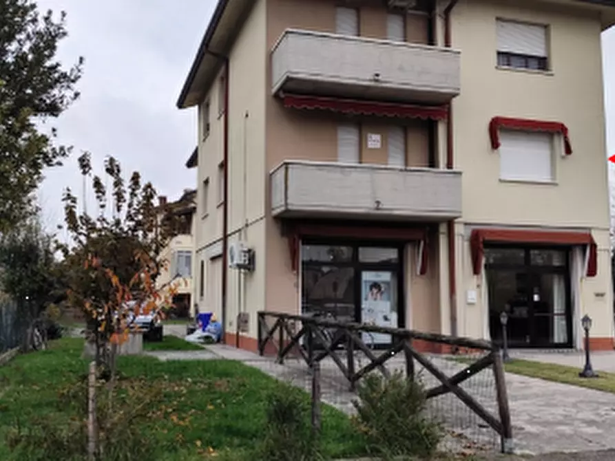 Immagine 5 di Appartamento in vendita  in Via Giuseppe Franceschini a Tresignana