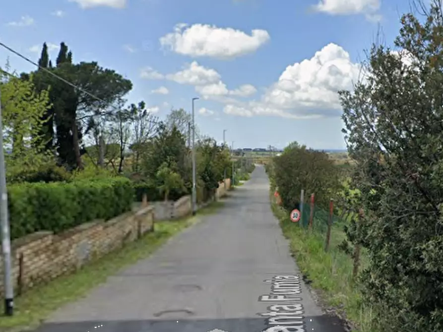 Immagine 9 di Magazzino in vendita  in Via di Santa Fumia a Castel Gandolfo