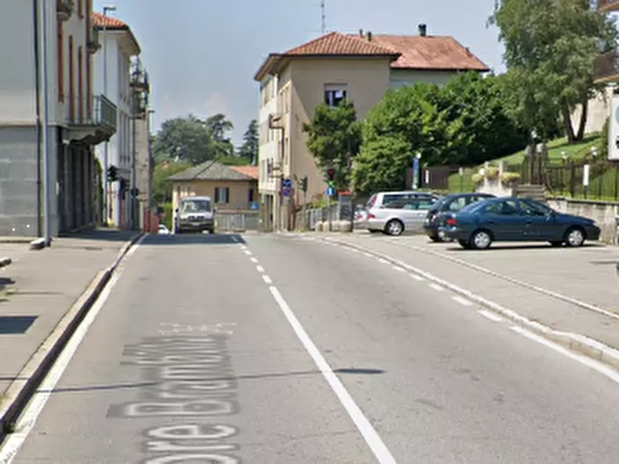 Immagine 9 di Appartamento in vendita  in Via Ettore Brambilla  a Cantù