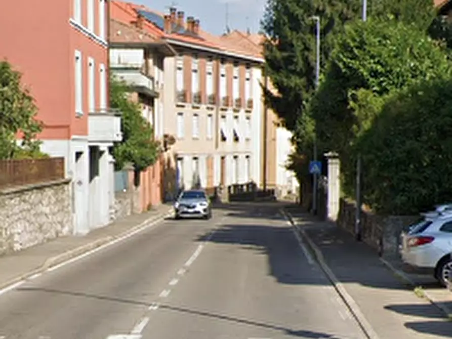Immagine 10 di Appartamento in vendita  in Via Ettore Brambilla  a Cantù