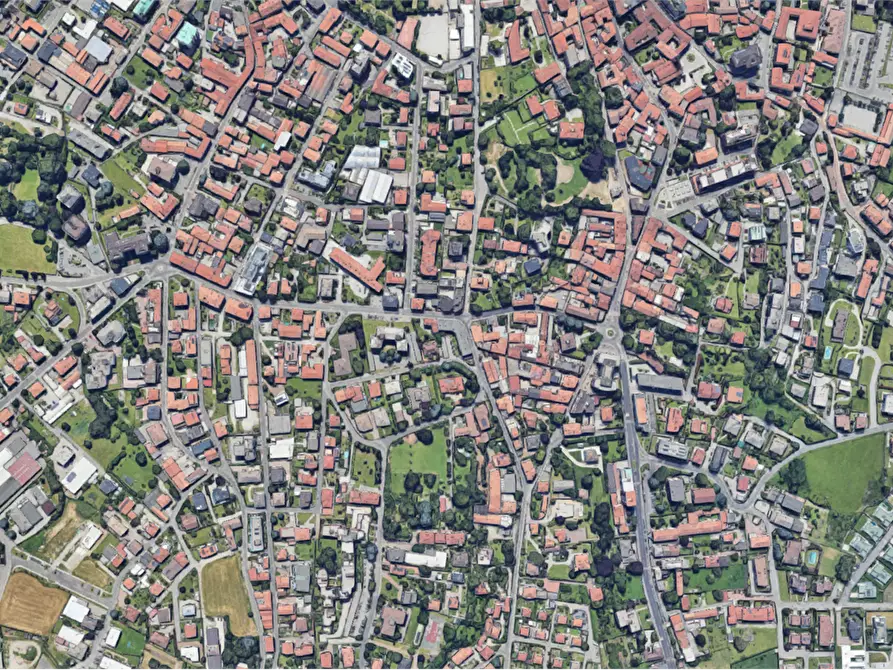 Immagine 12 di Appartamento in vendita  in Via Ettore Brambilla  a Cantù