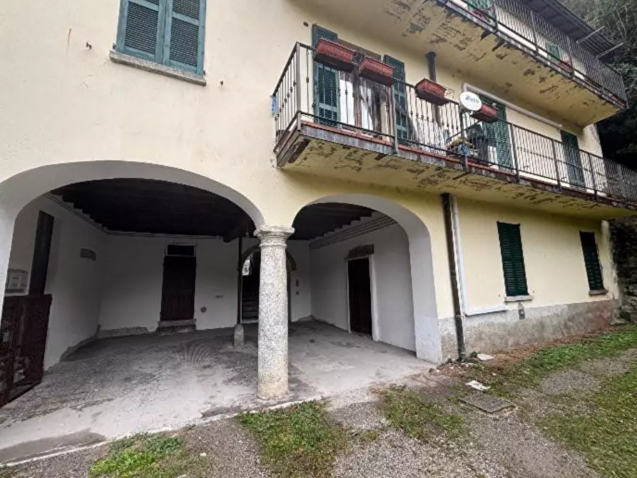 Immagine 1 di Appartamento in vendita  in Via Provinciale per Bellagio a Asso