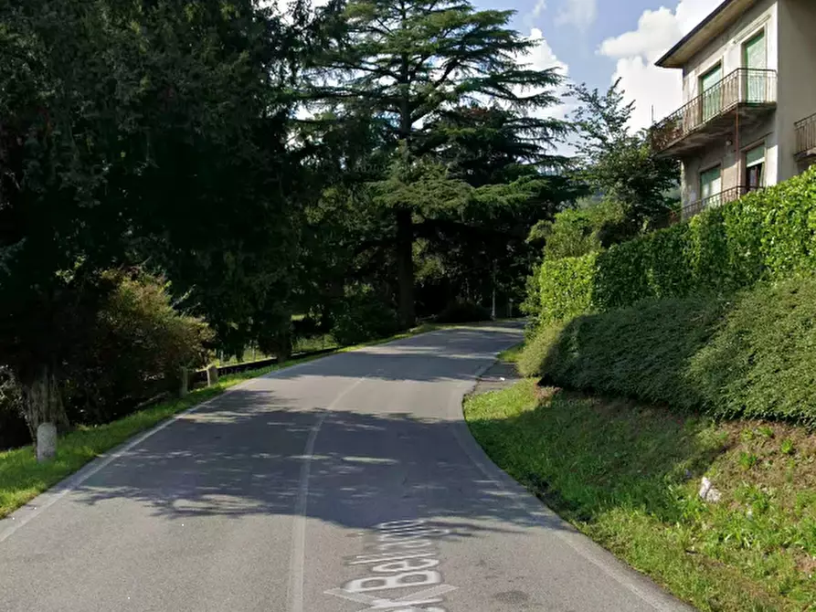Immagine 11 di Appartamento in vendita  in Via Provinciale per Bellagio a Asso