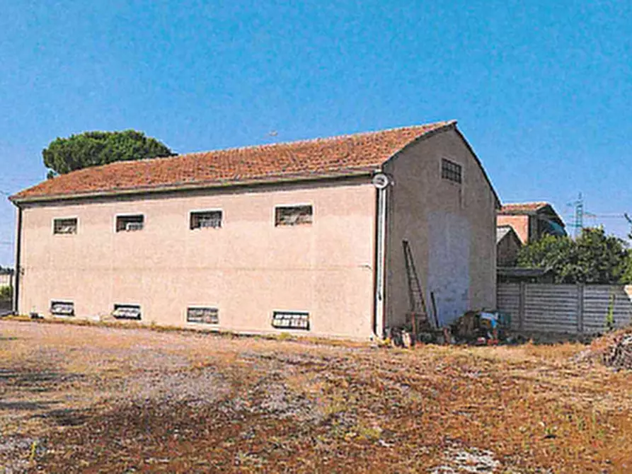 Immagine 3 di Porzione di villa in vendita  in Via Collegio a Riva Del Po