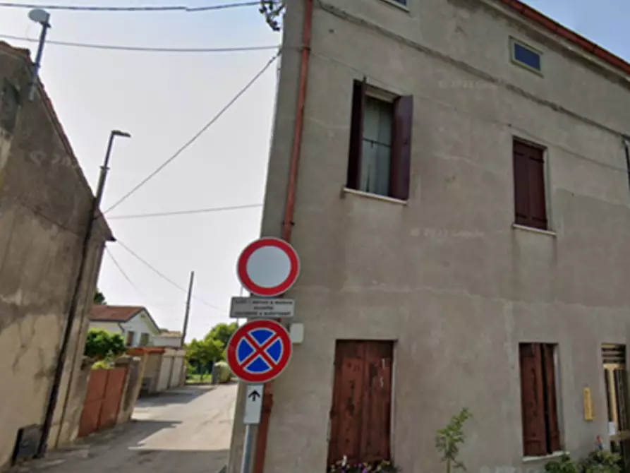 Immagine 10 di Porzione di casa in vendita  in Via Dante a Costa Di Rovigo