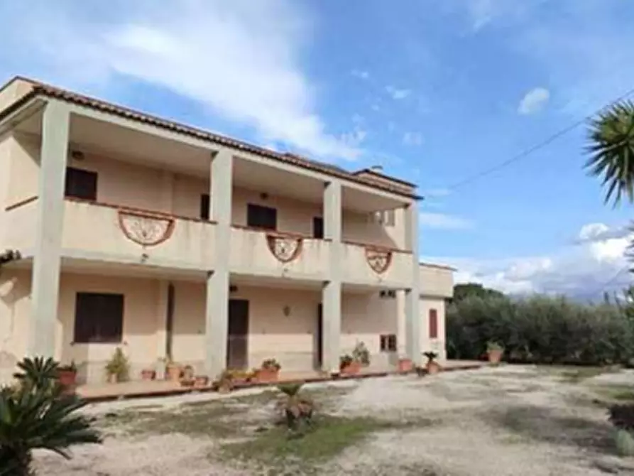 Immagine 1 di Porzione di casa in vendita  in Località Renaro a Sessa Aurunca