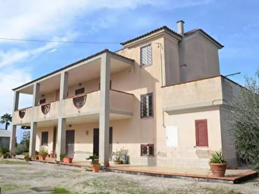 Immagine 2 di Porzione di casa in vendita  in Località Renaro a Sessa Aurunca