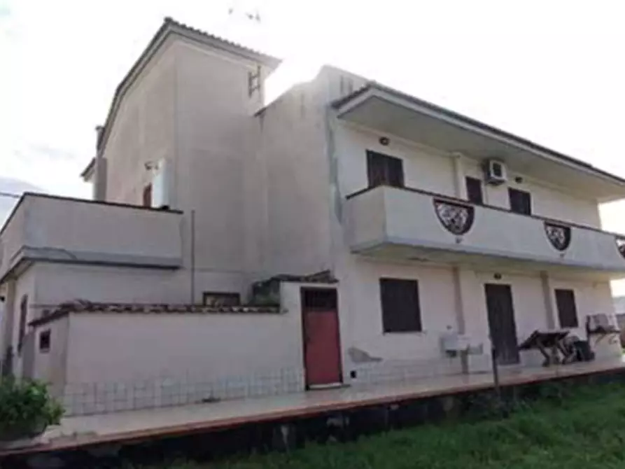 Immagine 3 di Porzione di casa in vendita  in Località Renaro a Sessa Aurunca