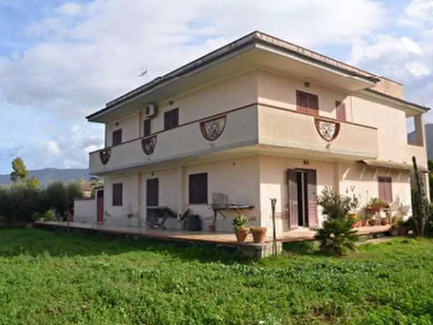 Immagine 5 di Porzione di casa in vendita  in Località Renaro a Sessa Aurunca