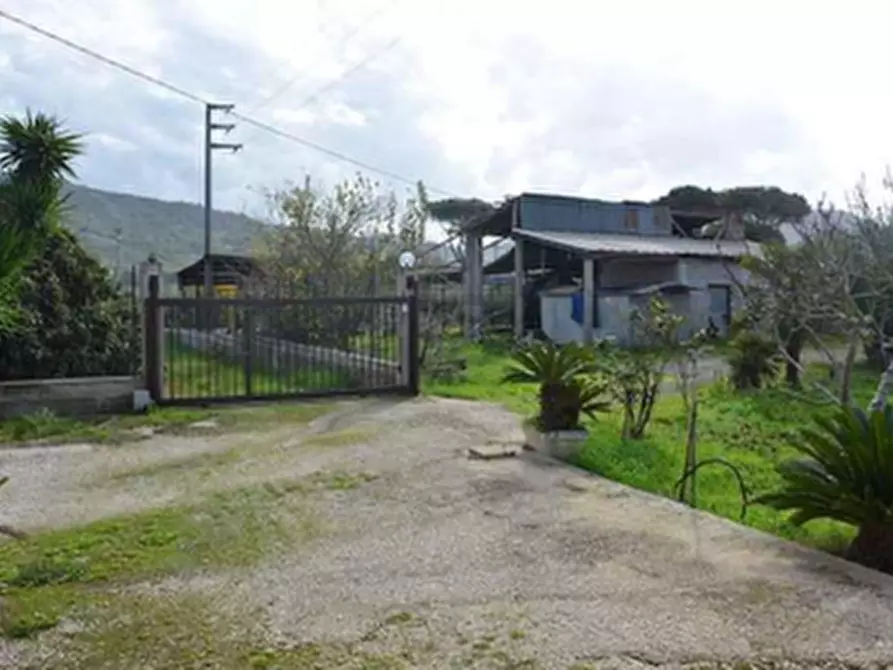 Immagine 10 di Porzione di casa in vendita  in Località Renaro a Sessa Aurunca