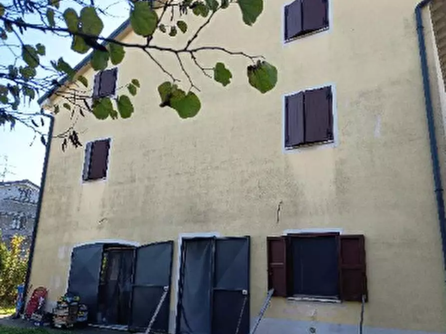 Immagine 2 di Porzione di casa in vendita  in Via Ponte Pietra a Mirandola