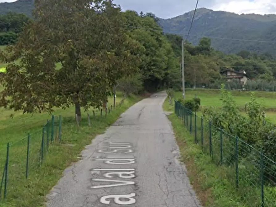Immagine 9 di Terreno agricolo in vendita  in Via Val di Sur a Gardone Riviera