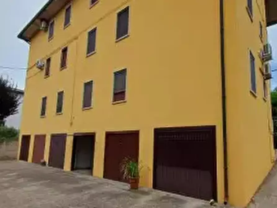 Immagine 4 di Appartamento in vendita  in Via Gorizia a Lonigo