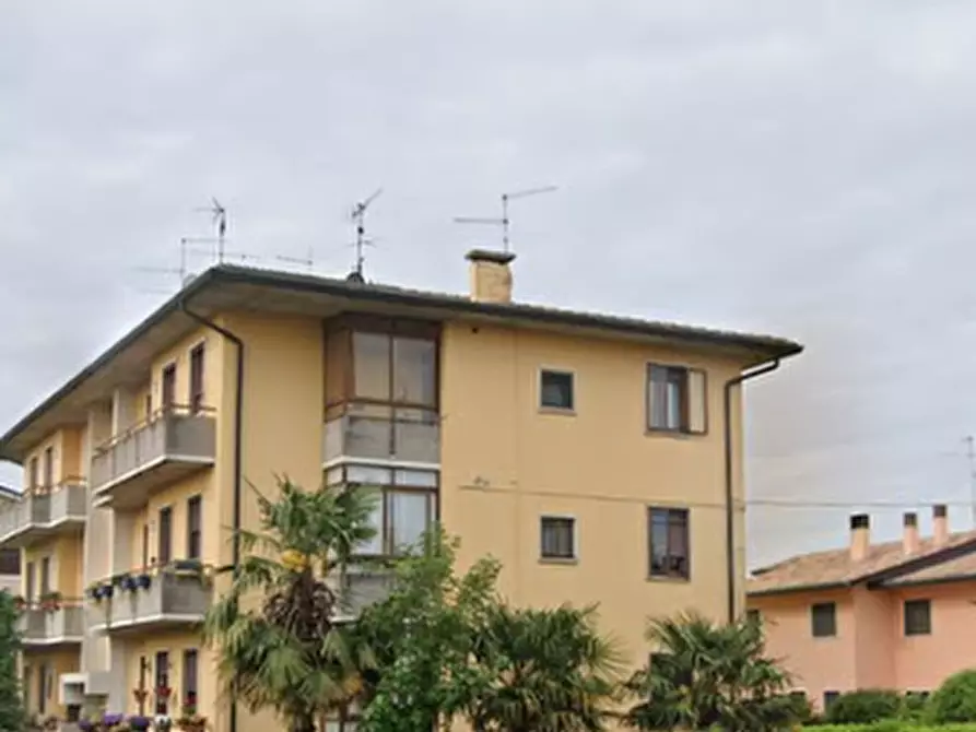 Immagine 11 di Appartamento in vendita  in Via Gorizia a Lonigo