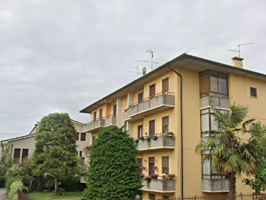 Immagine 12 di Appartamento in vendita  in Via Gorizia a Lonigo