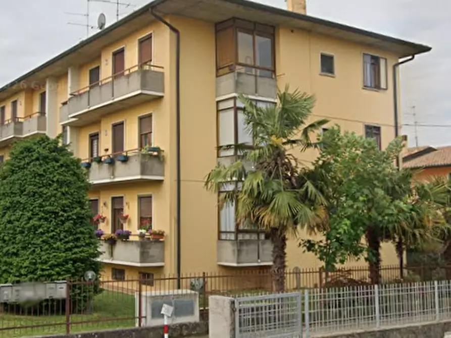 Immagine 14 di Appartamento in vendita  in Via Gorizia a Lonigo