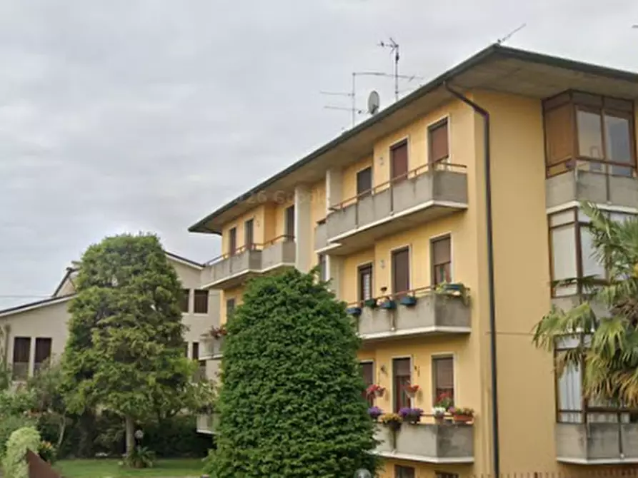 Immagine 16 di Appartamento in vendita  in Via Gorizia a Lonigo