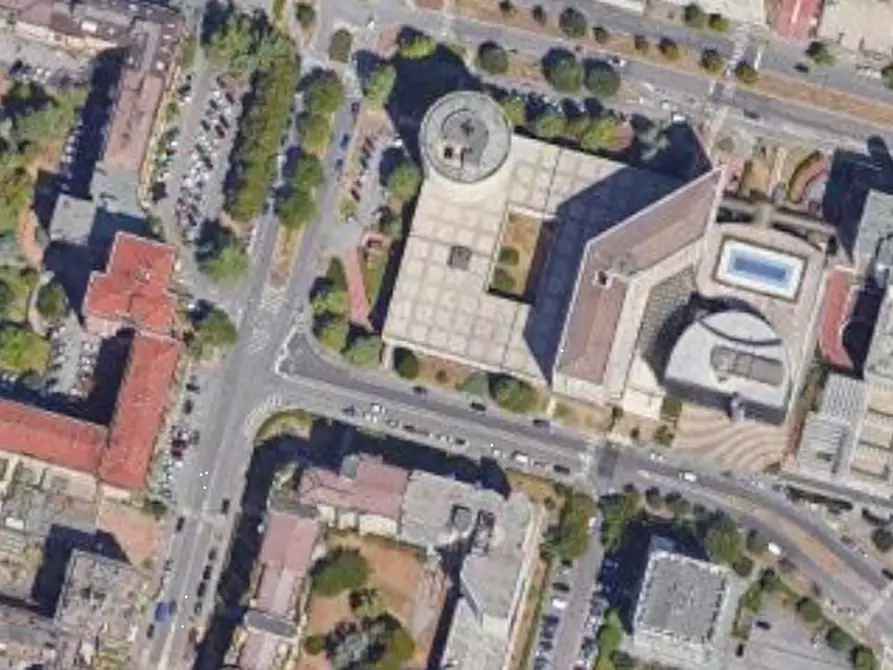 Immagine 2 di Posto auto in vendita  in Via Aldo Moro a Brescia