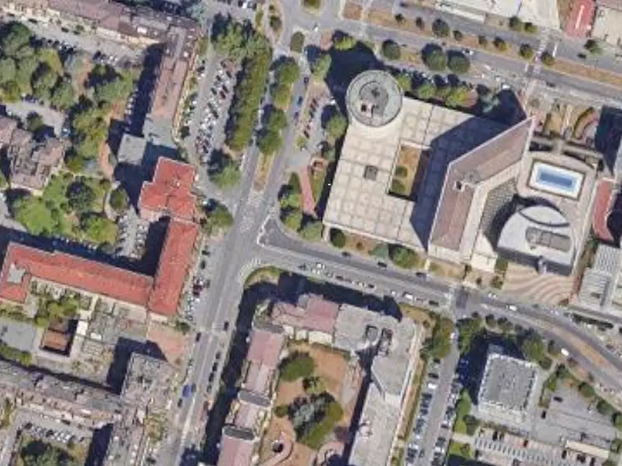 Immagine 10 di Posto auto in vendita  in Via Aldo Moro a Brescia