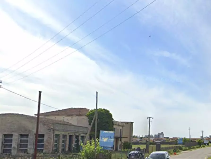 Immagine 6 di Capannone industriale in vendita  in Via Gavioli a Castelmassa