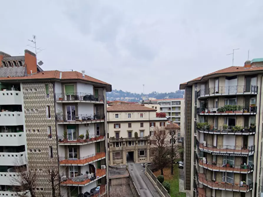 Immagine 14 di Appartamento in vendita  in Via Giuseppe Mazzini a Bergamo