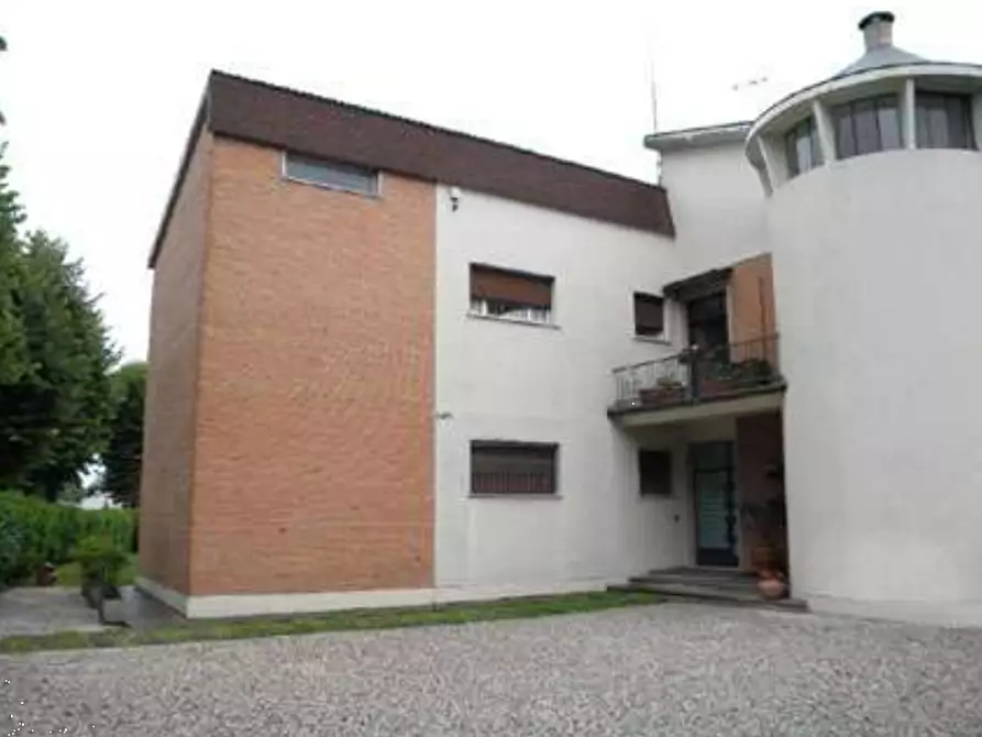 Immagine 4 di Appartamento in vendita  in Viale Risorgimento a Volta Mantovana