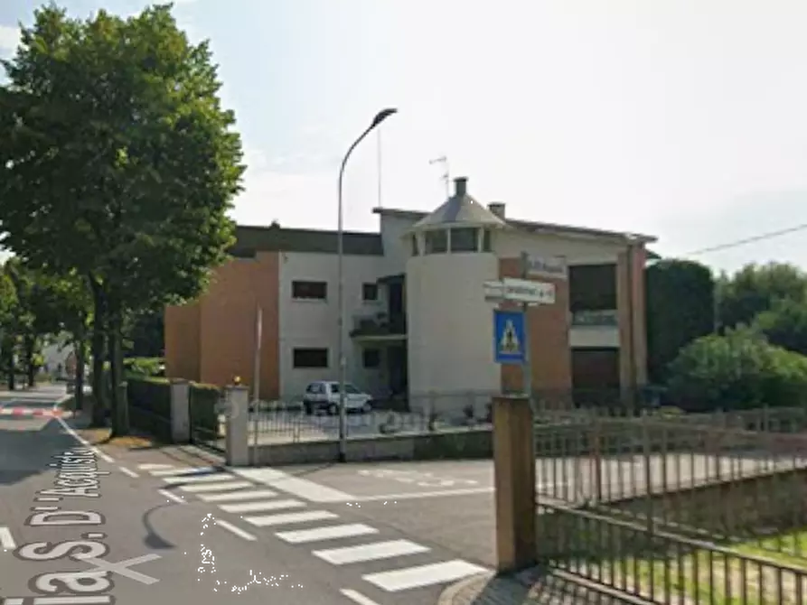 Immagine 21 di Appartamento in vendita  in Viale Risorgimento a Volta Mantovana