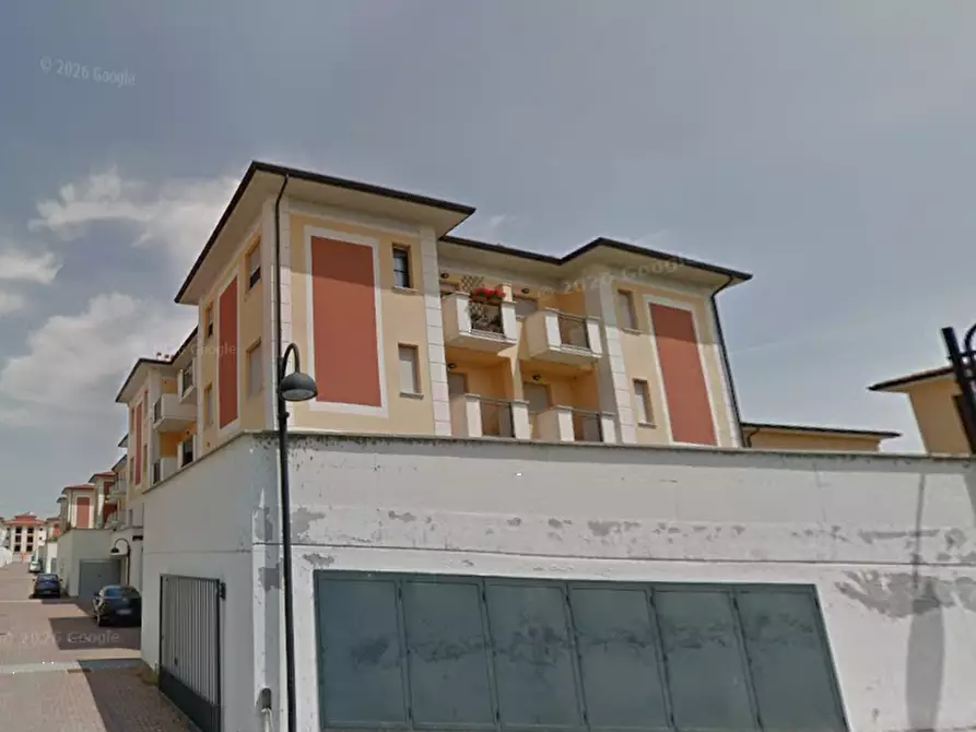 Immagine 3 di Appartamento in vendita  in Via P. Bottoni a Mantova