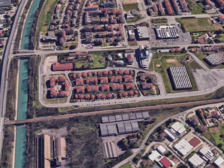 Immagine 10 di Appartamento in vendita  in Via P. Bottoni a Mantova