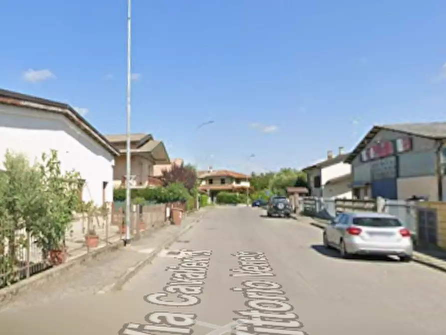 Immagine 6 di Appartamento in vendita  in Via Cavalieri di Vittorio Veneto a San Colombano Al Lambro