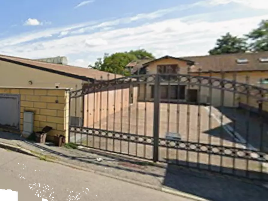 Immagine 12 di Appartamento in vendita  in Via Cavalieri di Vittorio Veneto a San Colombano Al Lambro
